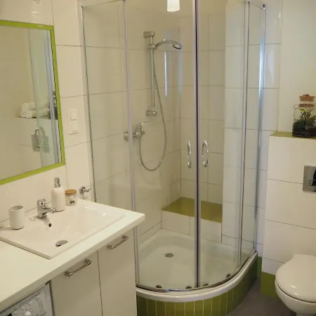 Cozy With Natural Vibe 10' From Center Daire Wroclaw